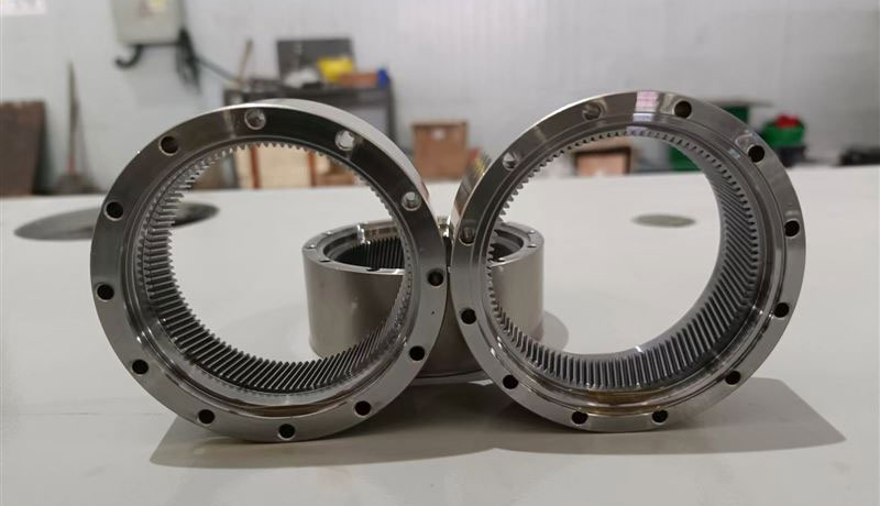 brochado de tornillos