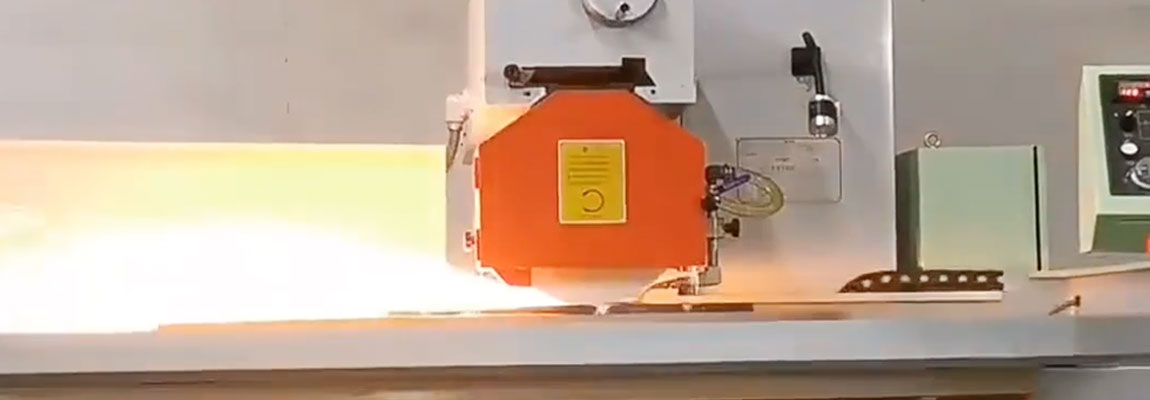 m&aacute;quina de matr&iacute;cula de superficie